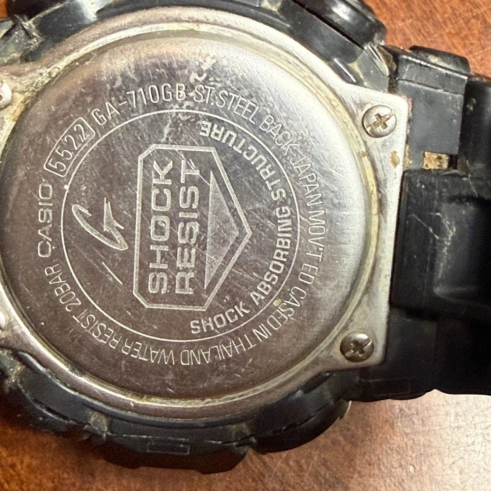 Casio G-Shock GA-710GB Black Gold Analog Digital Watch 5522 Shock Resist 200M